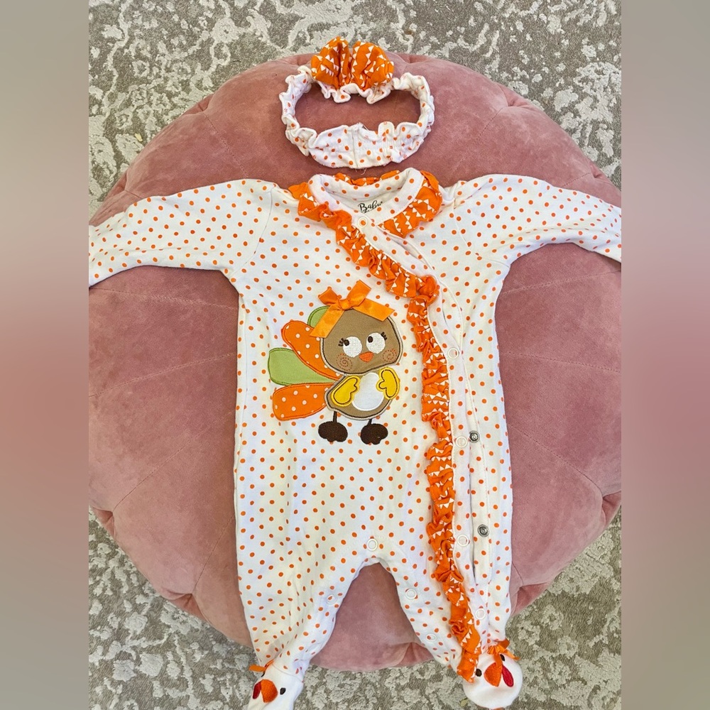 Thanksgiving turkey onesie set